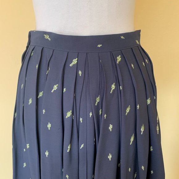 Western Cowgirl Print Midi Skirt - Picture 6 of 6